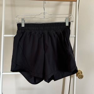 Sold on Ⓜ️Lululemon shorts track that